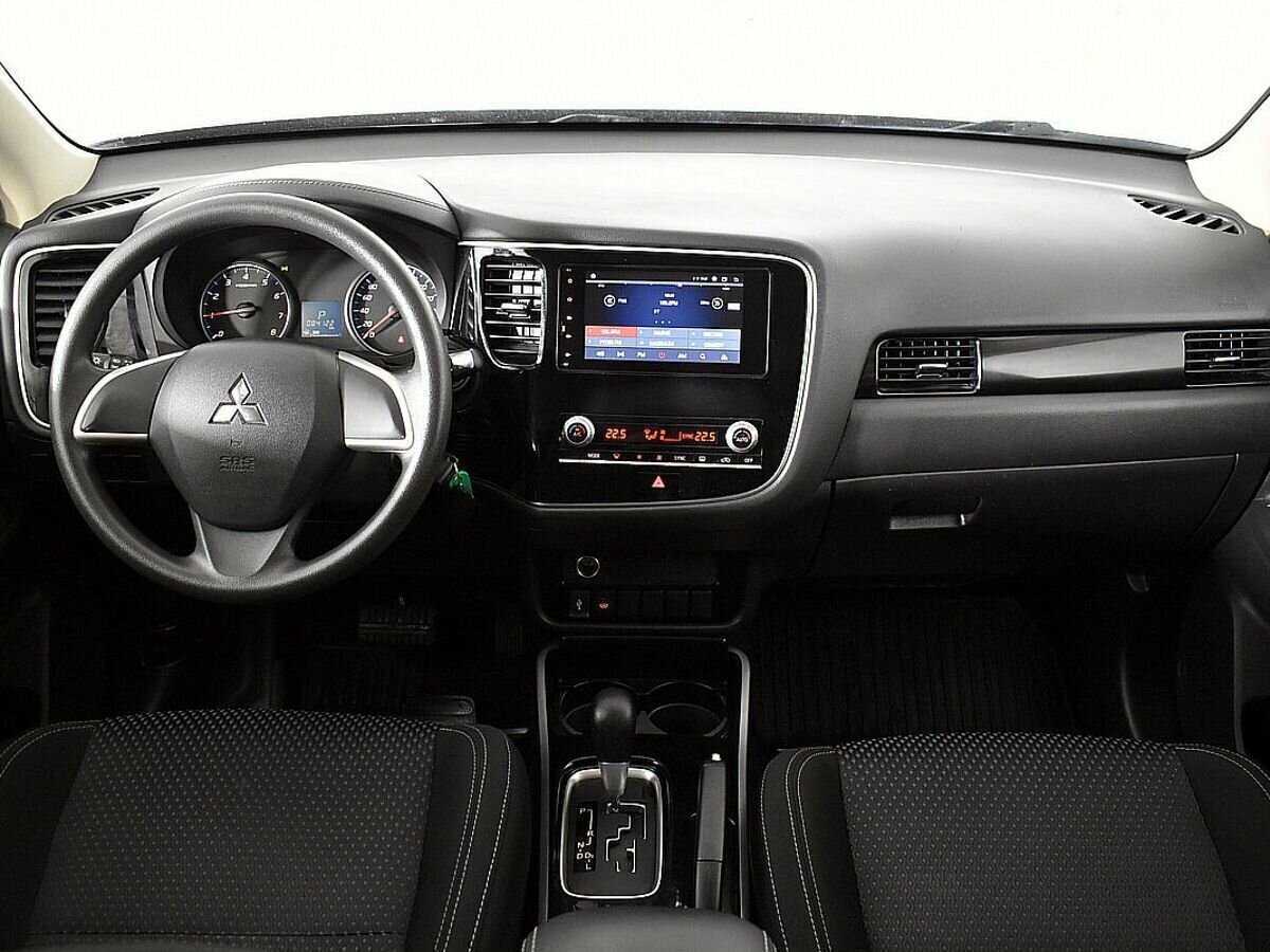 Купить Mitsubishi Outlander с пробегом. Фото: #9