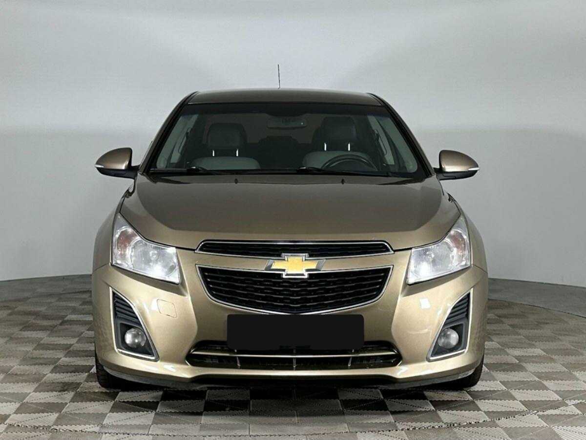 Купить Chevrolet Cruze с пробегом. Фото: #2