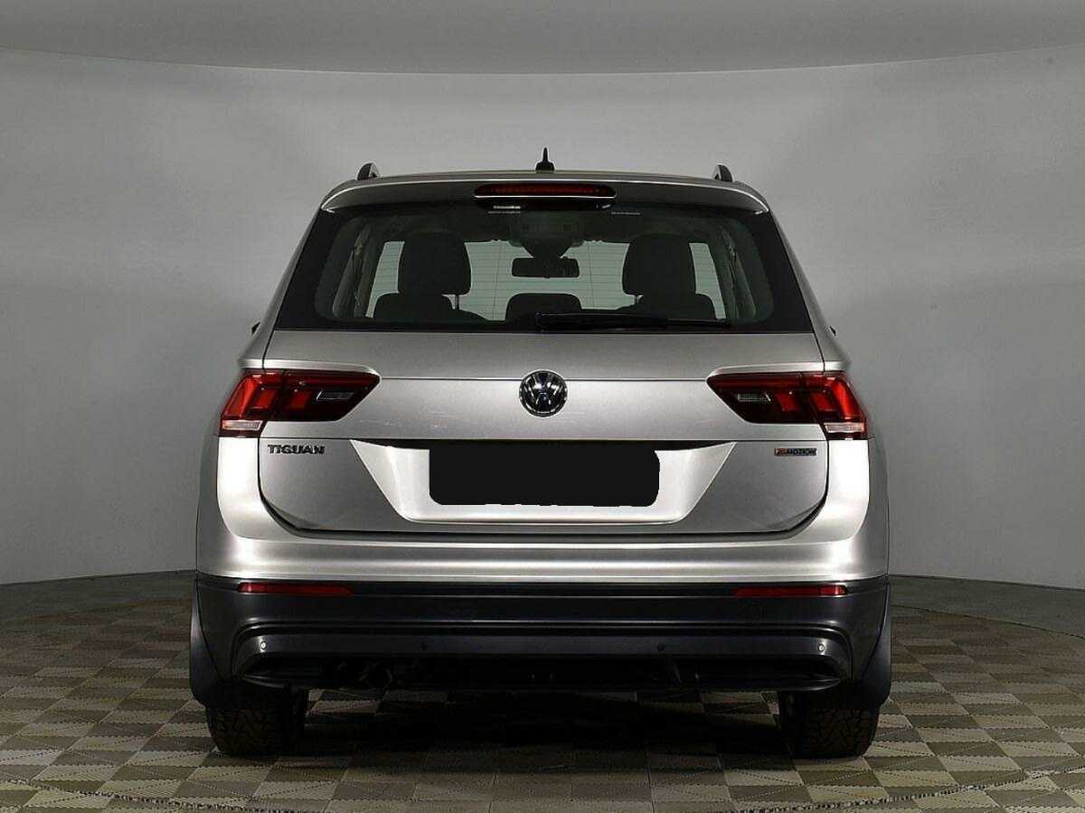 Купить Volkswagen Tiguan с пробегом. Фото: #3
