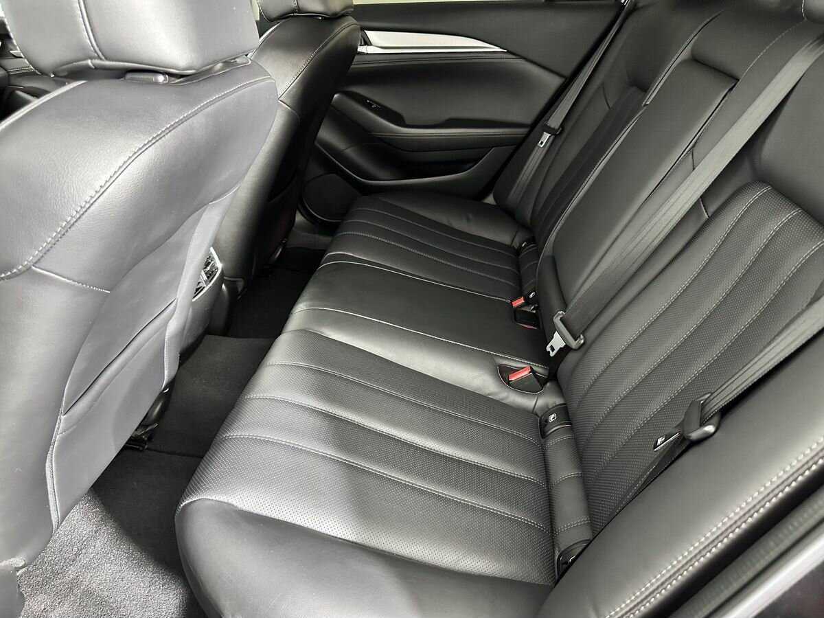 Купить Mazda 6 с пробегом. Фото: #18