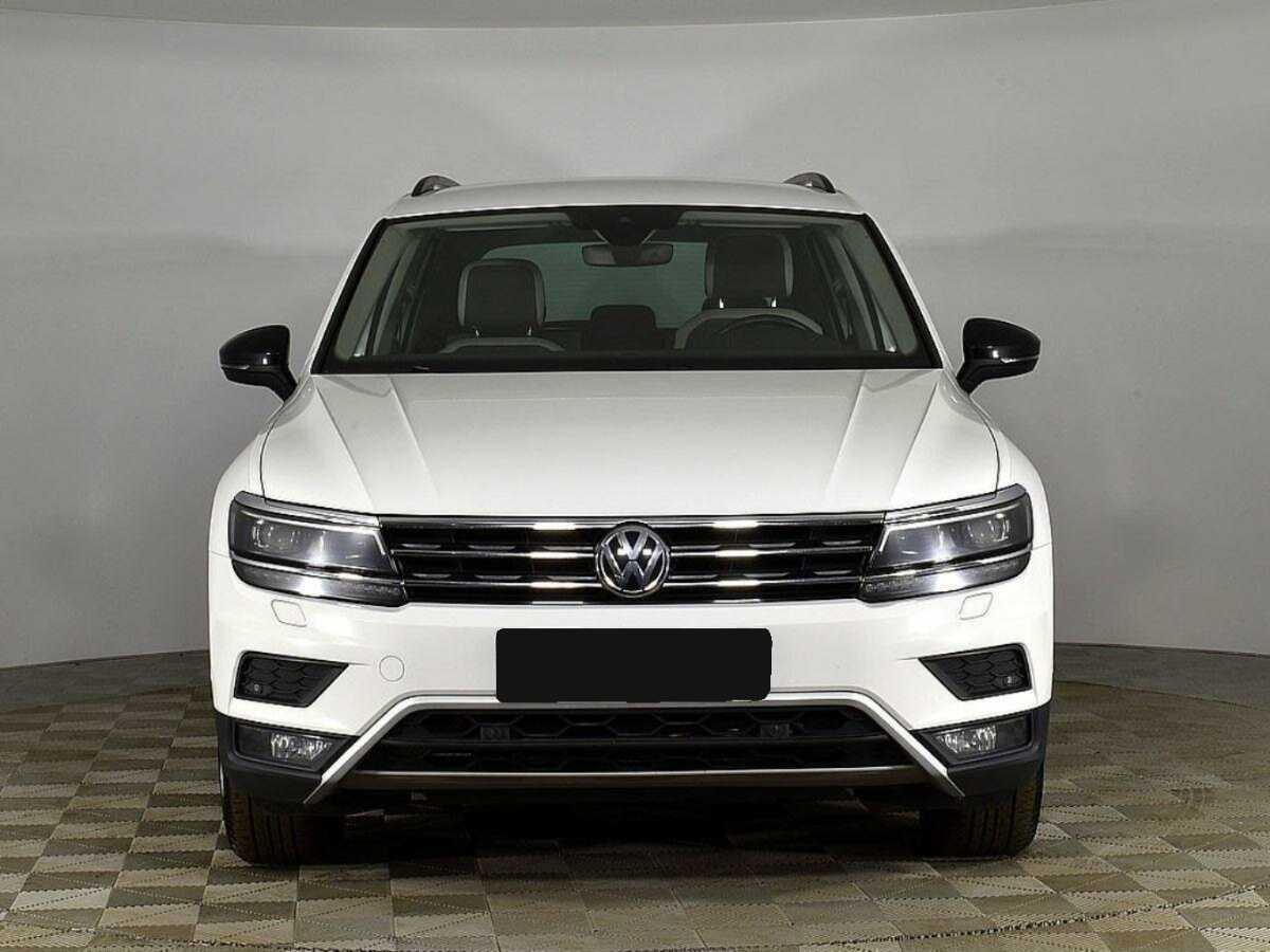Купить Volkswagen Tiguan с пробегом. Фото: #2