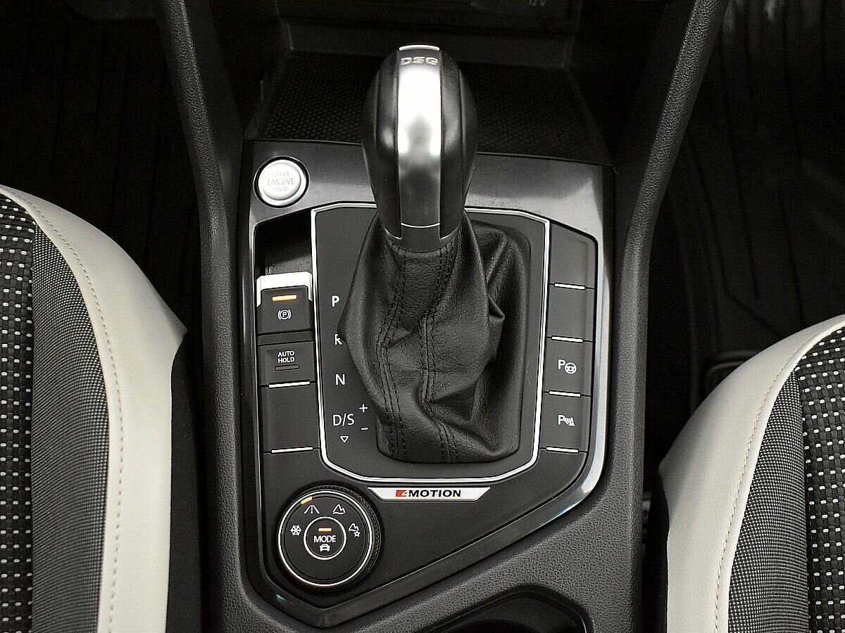 Купить Volkswagen Tiguan с пробегом. Фото: #13