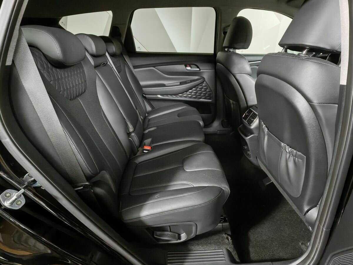 Купить Hyundai Santa Fe с пробегом. Фото: #11