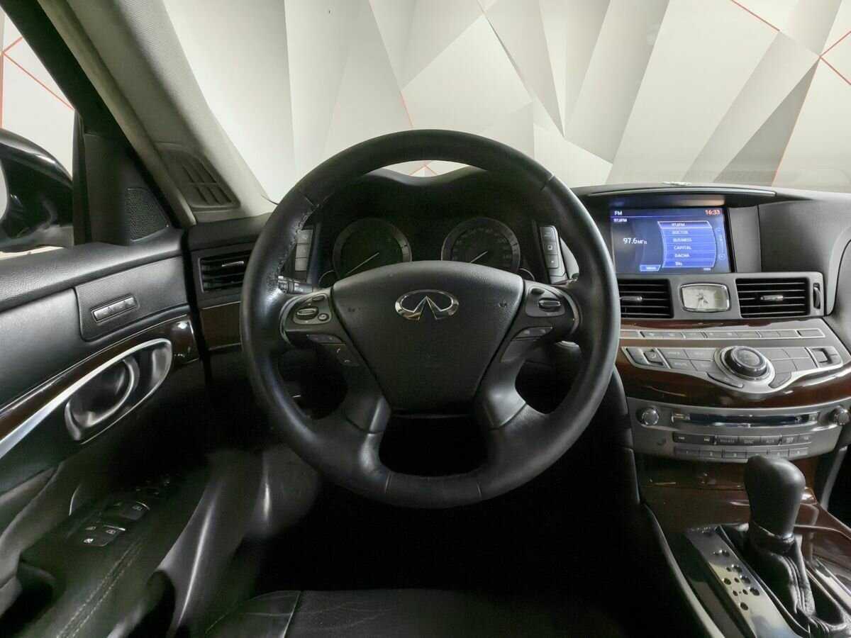 Купить Infiniti Q70 с пробегом. Фото: #14