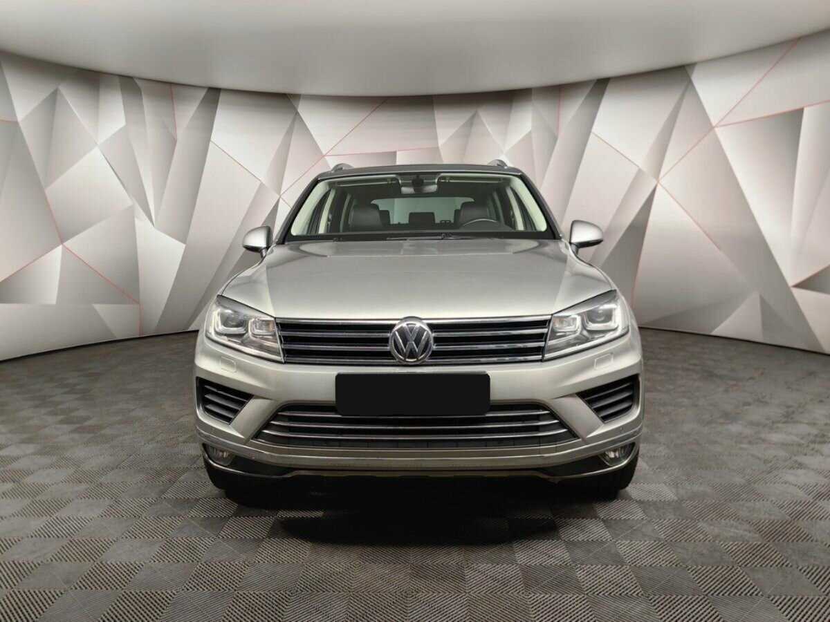 Купить Volkswagen Touareg с пробегом. Фото: #6