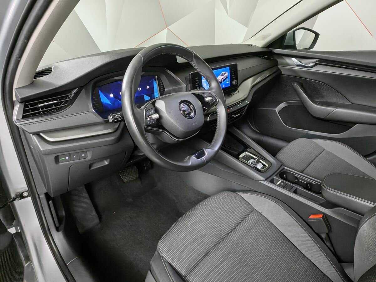 Купить Skoda Octavia с пробегом. Фото: #13