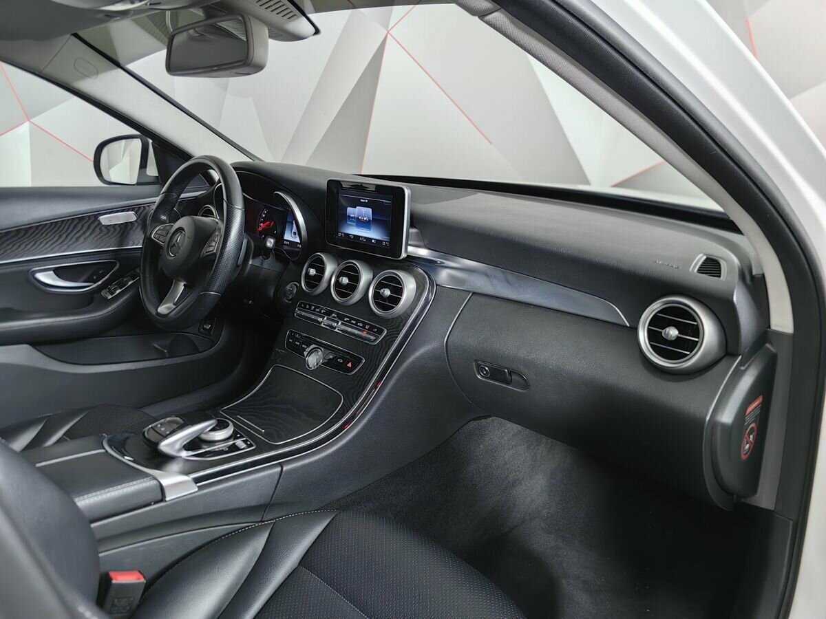 Купить Mercedes-Benz C-Класс с пробегом. Фото: #8