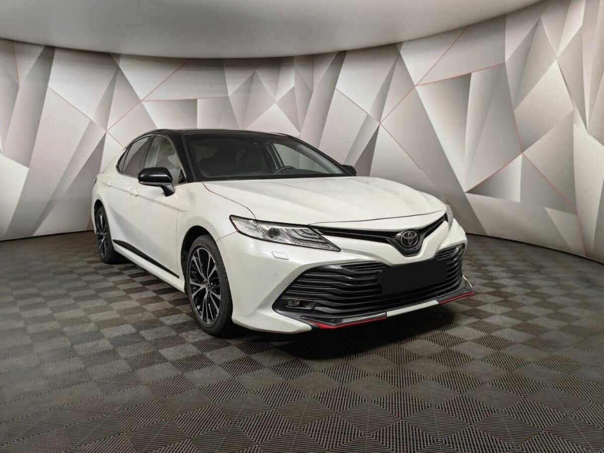 Купить Toyota Camry с пробегом. Фото: #2