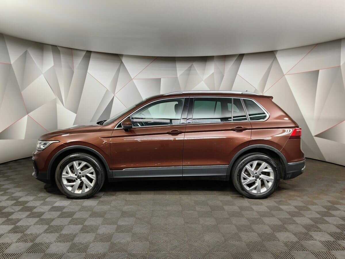 Купить Volkswagen Tiguan с пробегом. Фото: #4