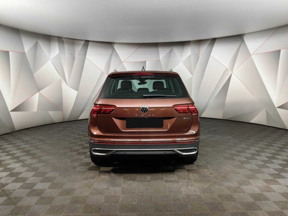 Купить Volkswagen Tiguan с пробегом. Фото: #7