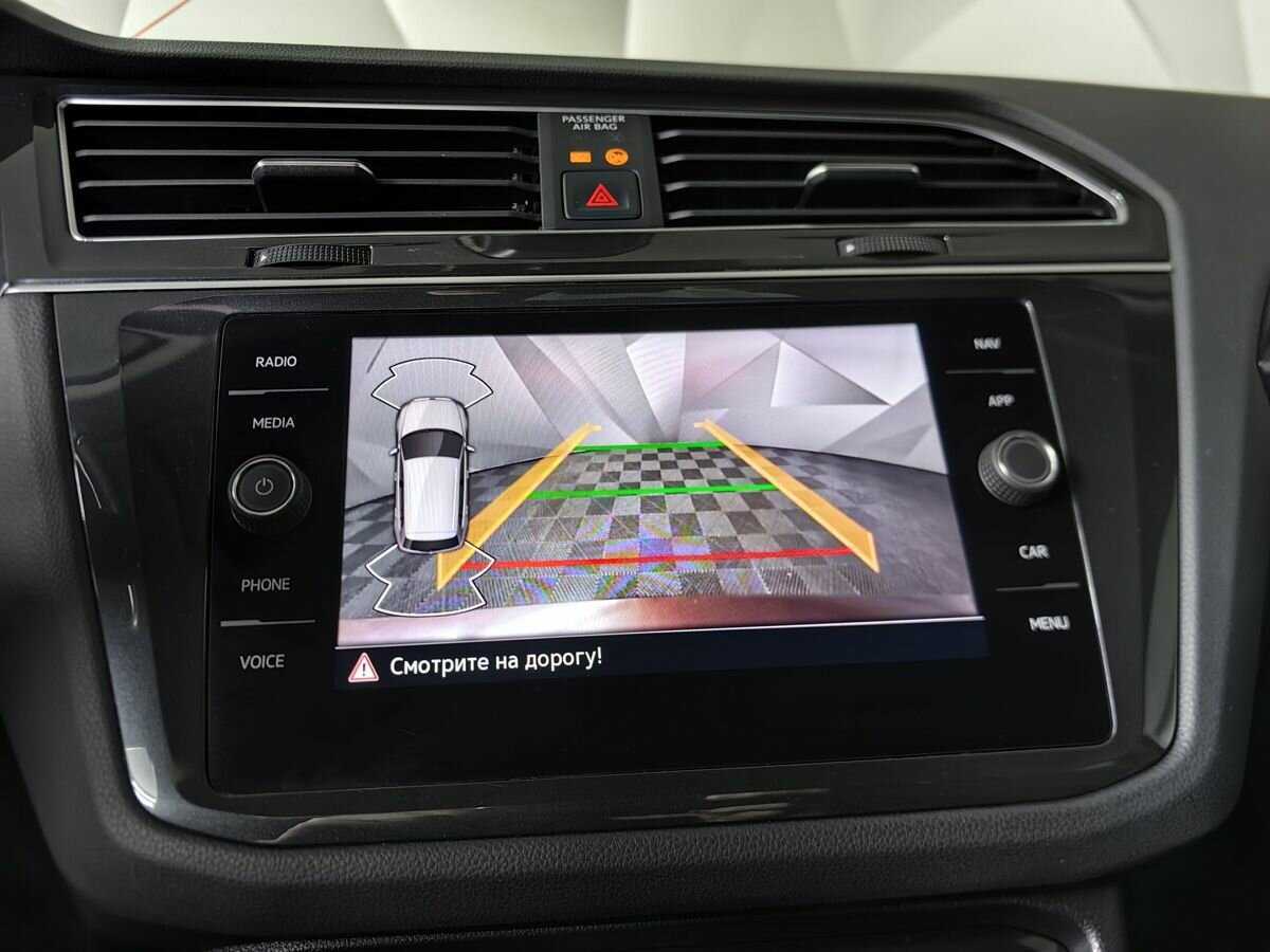 Купить Volkswagen Tiguan с пробегом. Фото: #15