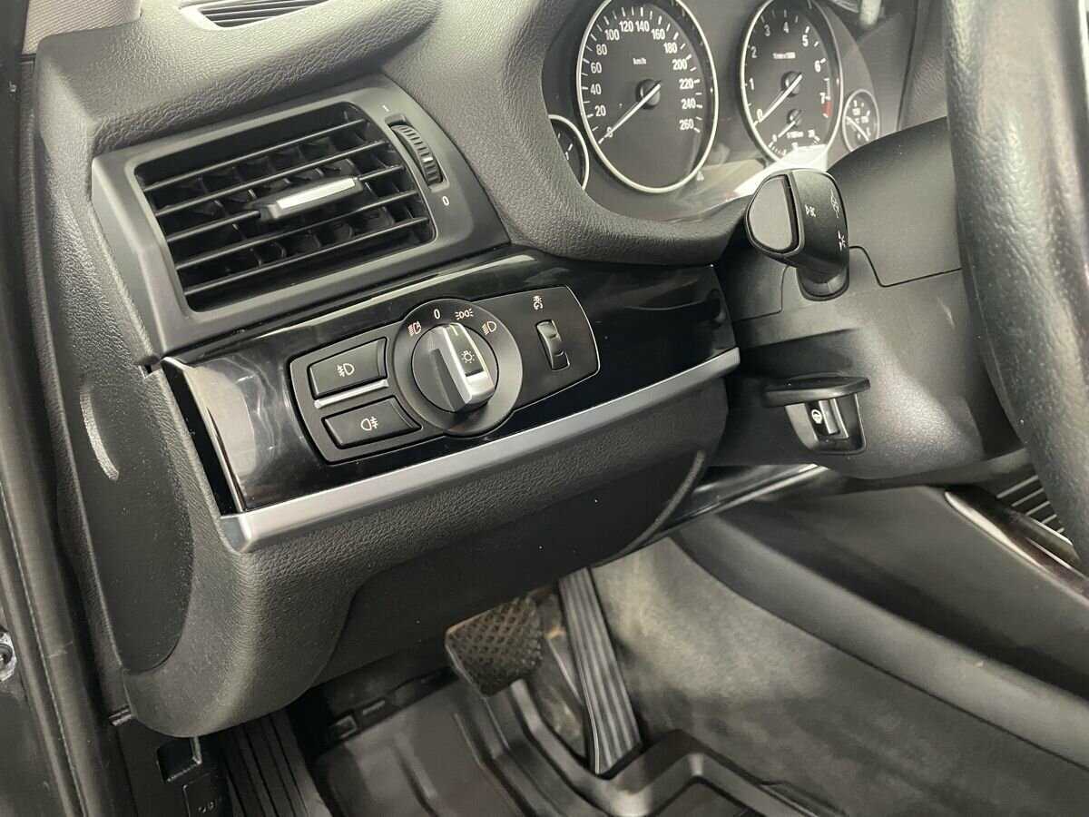 Купить BMW X3 с пробегом. Фото: #8