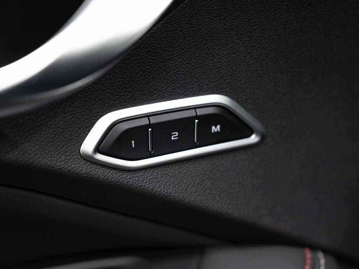 Купить Geely Tugella с пробегом. Фото: #19