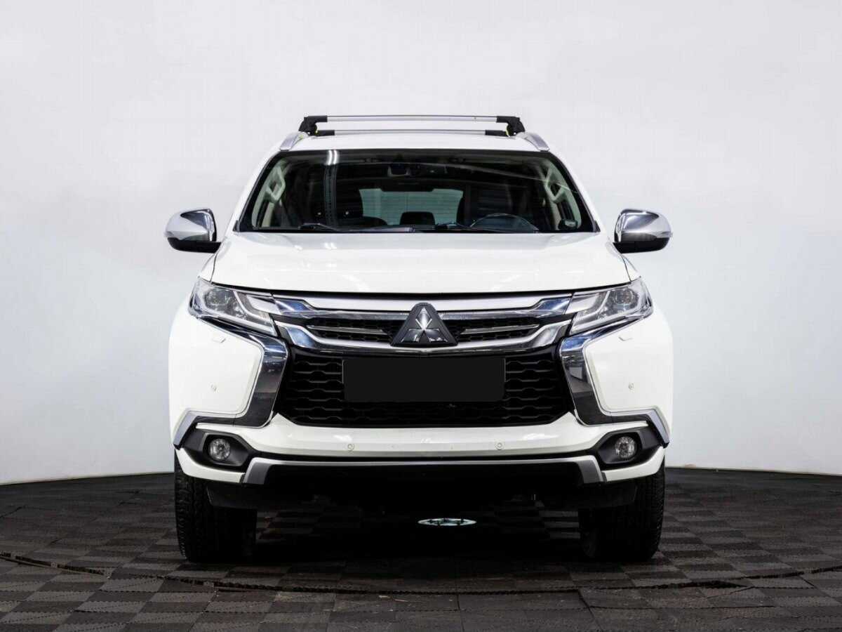 Купить Mitsubishi Pajero Sport с пробегом. Фото: #1