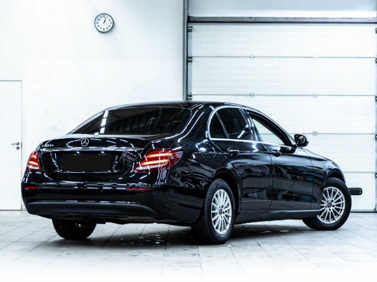 Купить Mercedes-Benz E-Класс с пробегом. Фото: #3