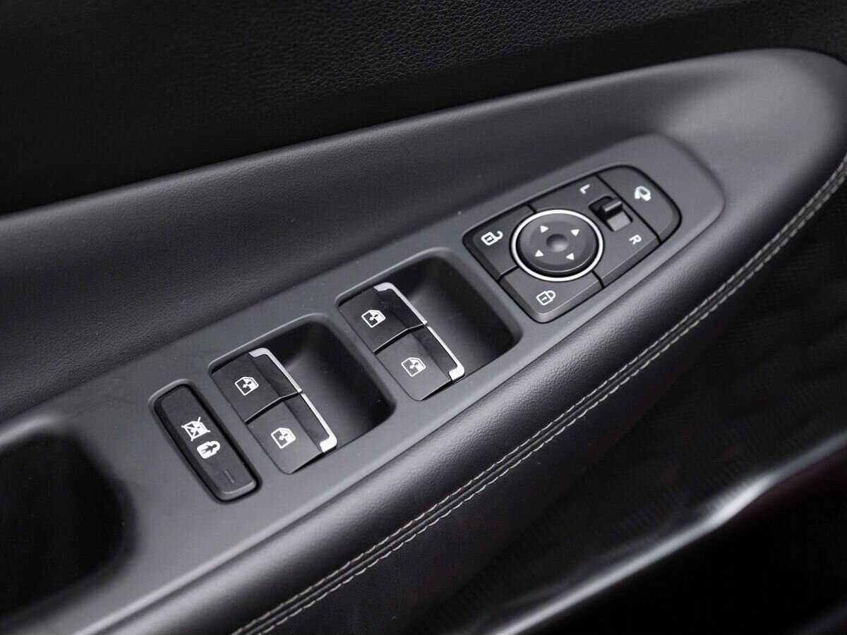 Купить Hyundai Santa Fe с пробегом. Фото: #17