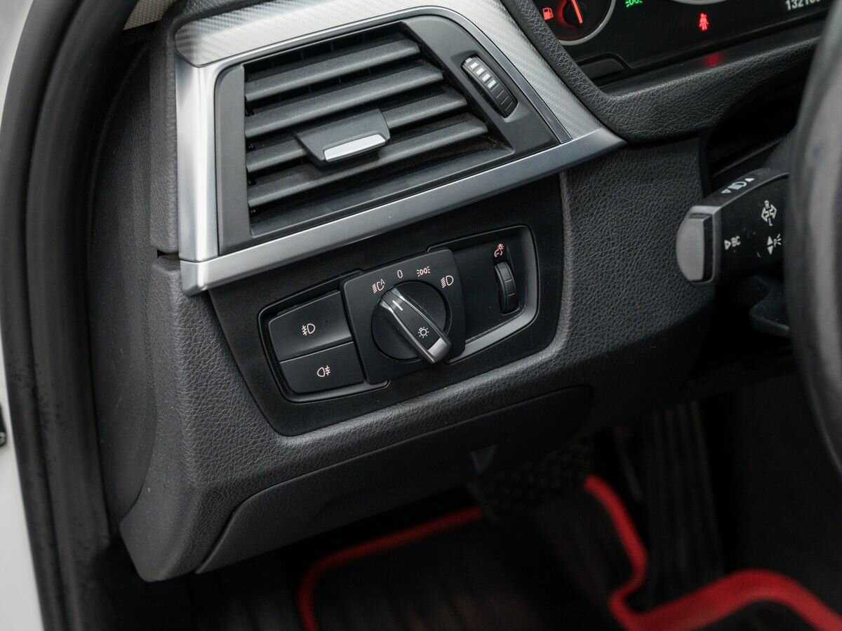 Купить BMW 3 серии с пробегом. Фото: #15