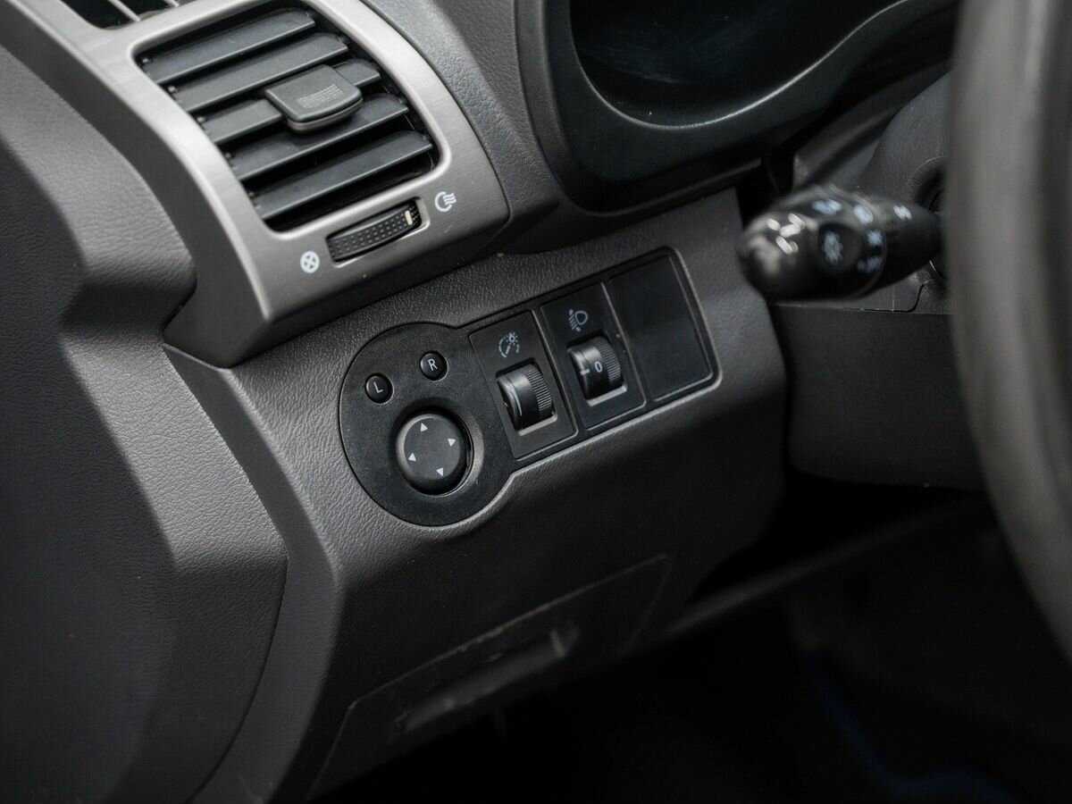 Купить Chery Tiggo (T11) с пробегом. Фото: #15