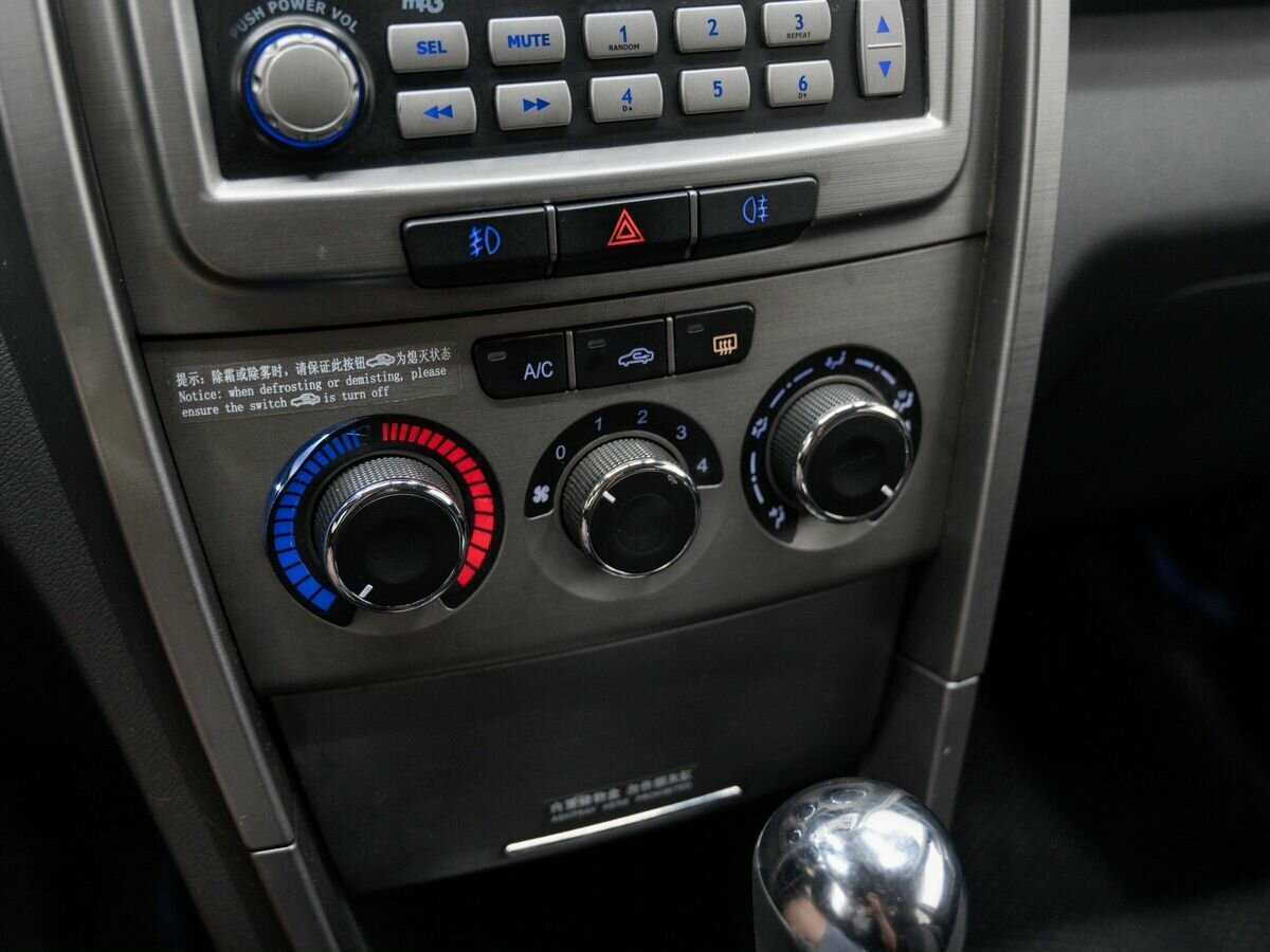 Купить Chery Tiggo (T11) с пробегом. Фото: #18