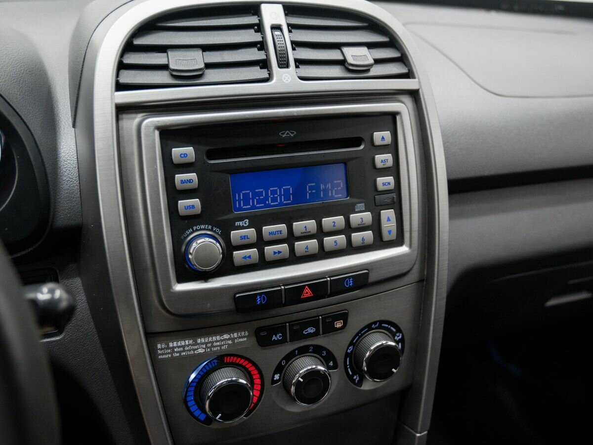 Купить Chery Tiggo (T11) с пробегом. Фото: #19