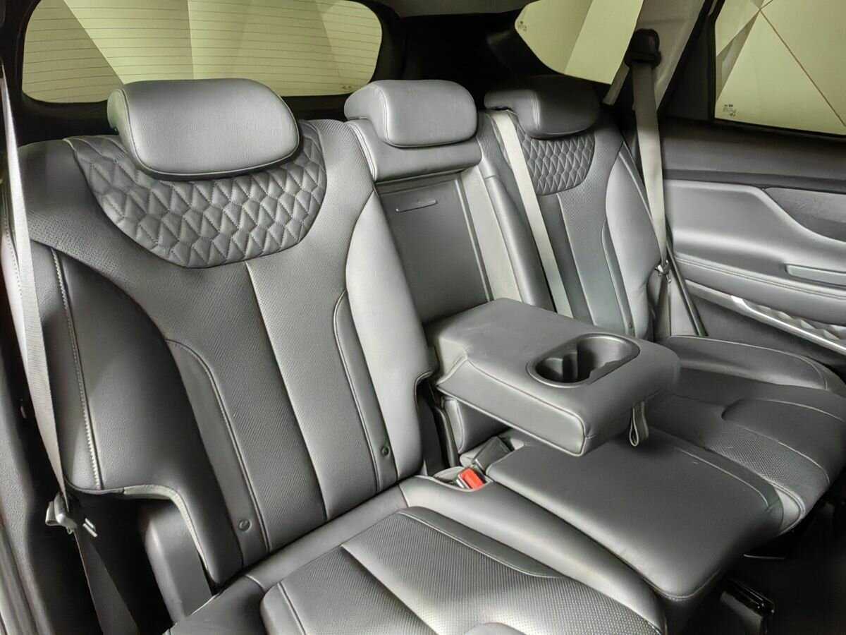 Купить Hyundai Santa Fe с пробегом. Фото: #12