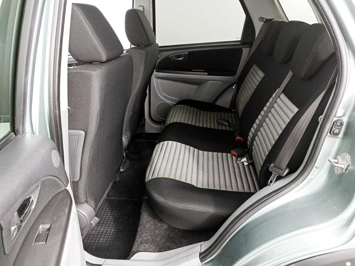 Продажа Б/У Сузуки С-Икс4. Фото: #7