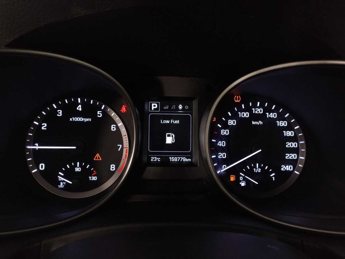 Купить Hyundai Santa Fe с пробегом. Фото: #10