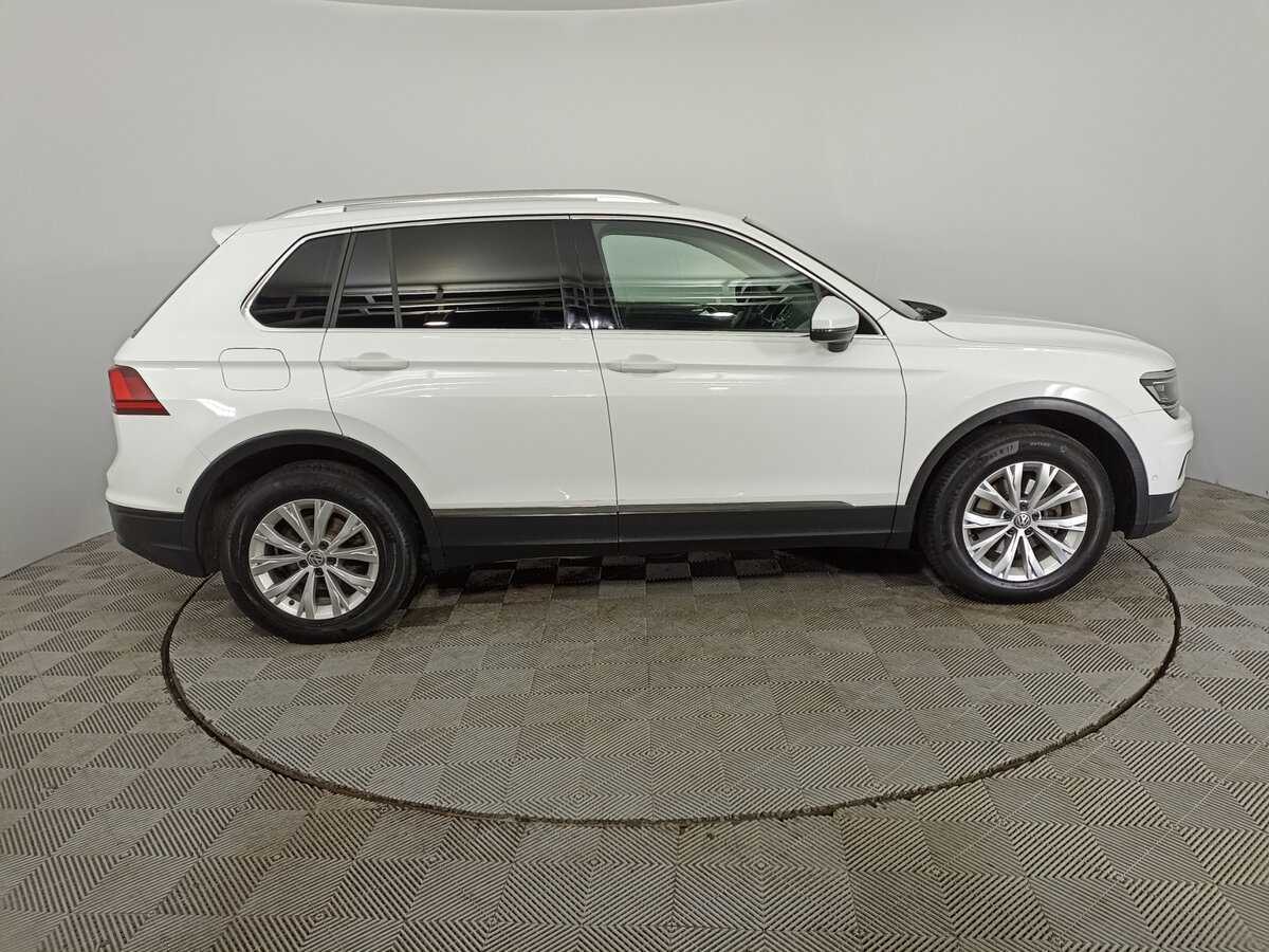 Купить Volkswagen Tiguan с пробегом. Фото: #3