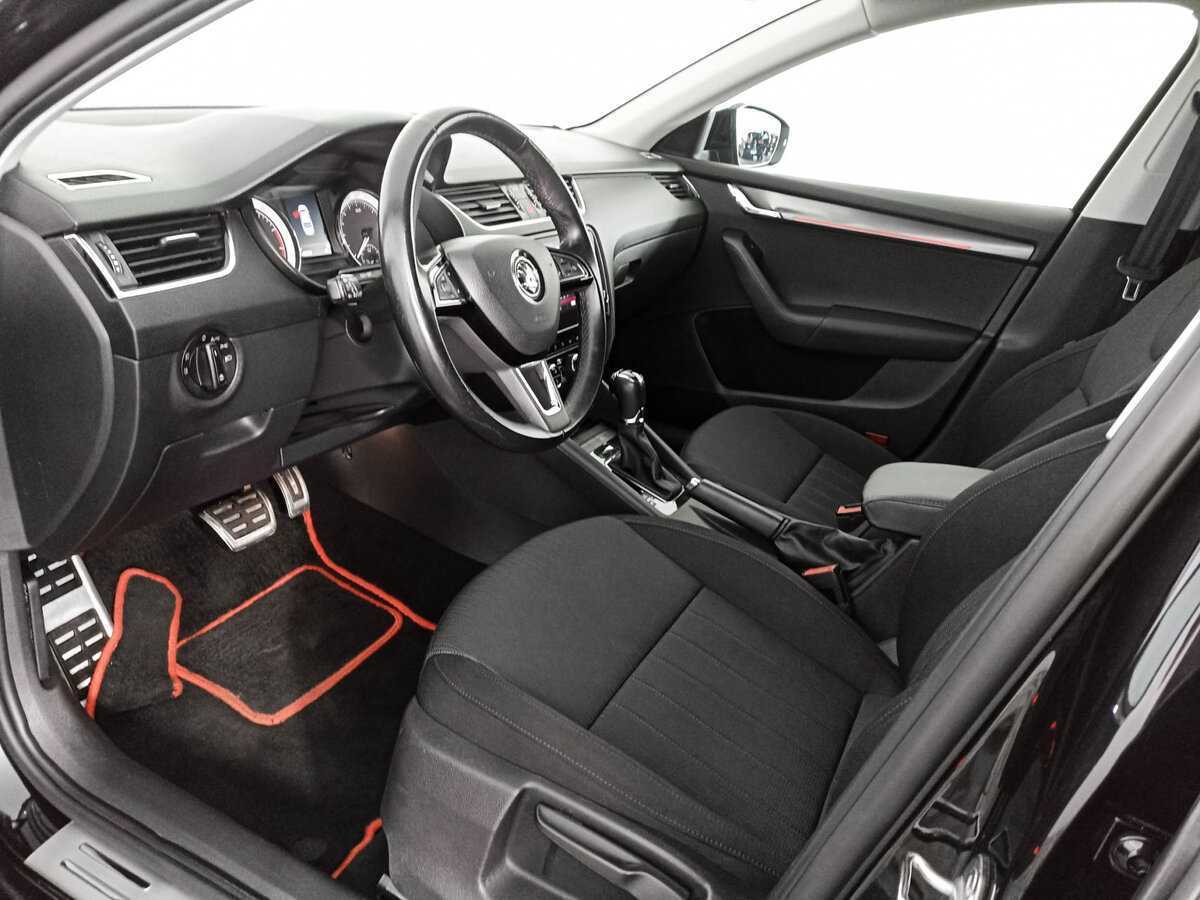 Купить Skoda Octavia с пробегом. Фото: #13