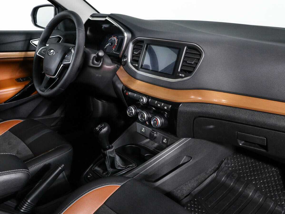 Купить Lada (ВАЗ) Vesta с пробегом. Фото: #6