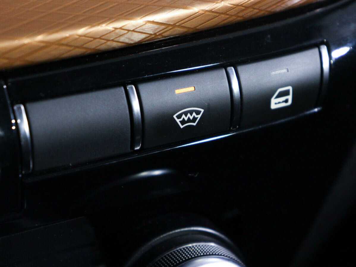 Купить Lada (ВАЗ) Vesta с пробегом. Фото: #13