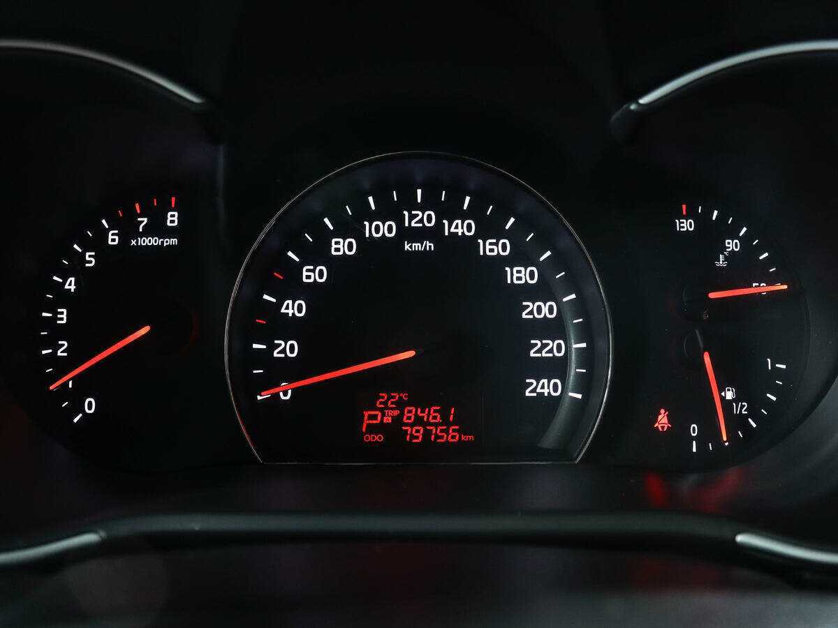 Купить Kia Sorento с пробегом. Фото: #8