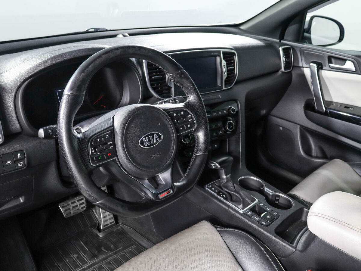 Купить Kia Sportage с пробегом. Фото: #9