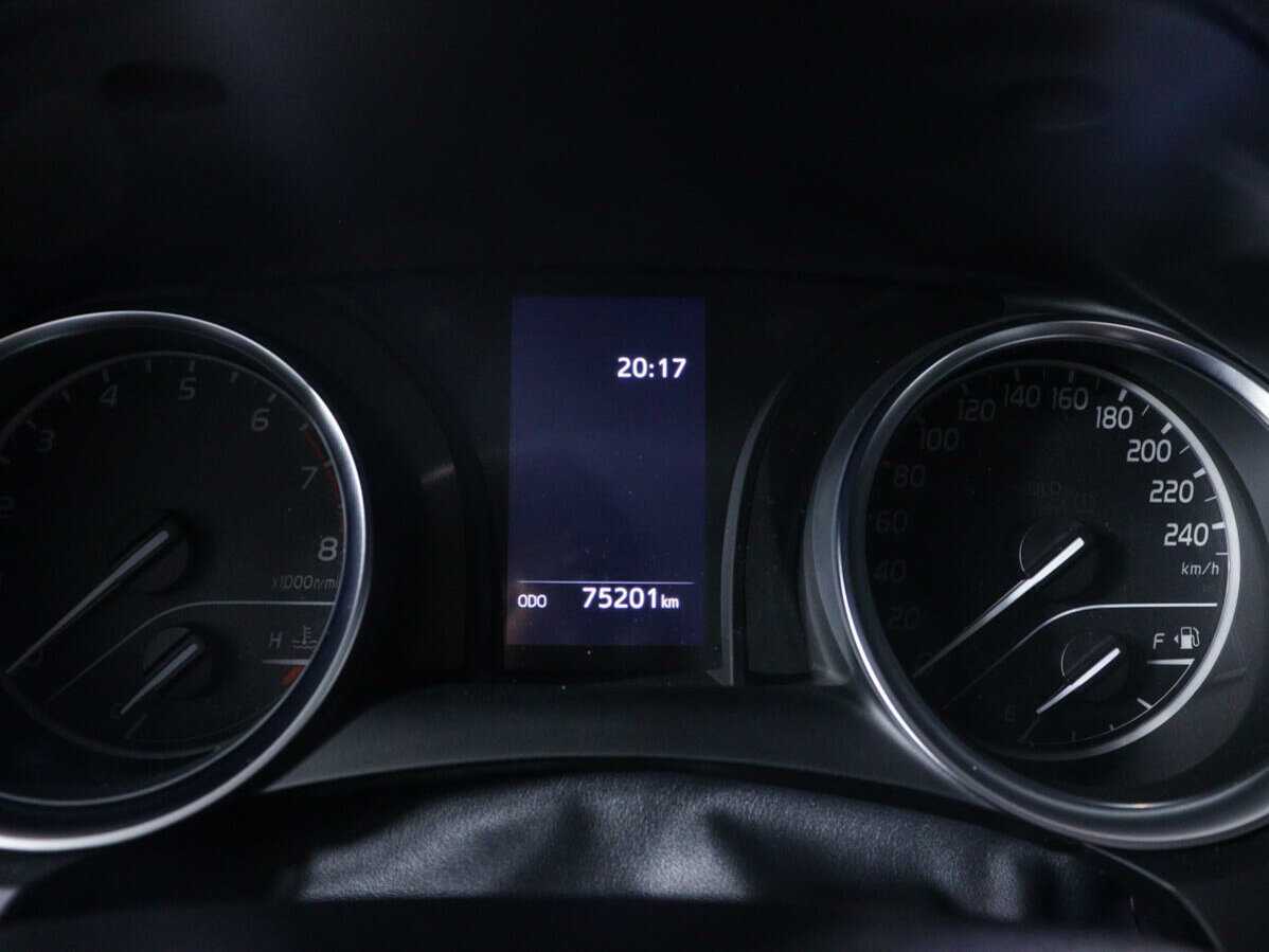 Купить Toyota Camry с пробегом. Фото: #10