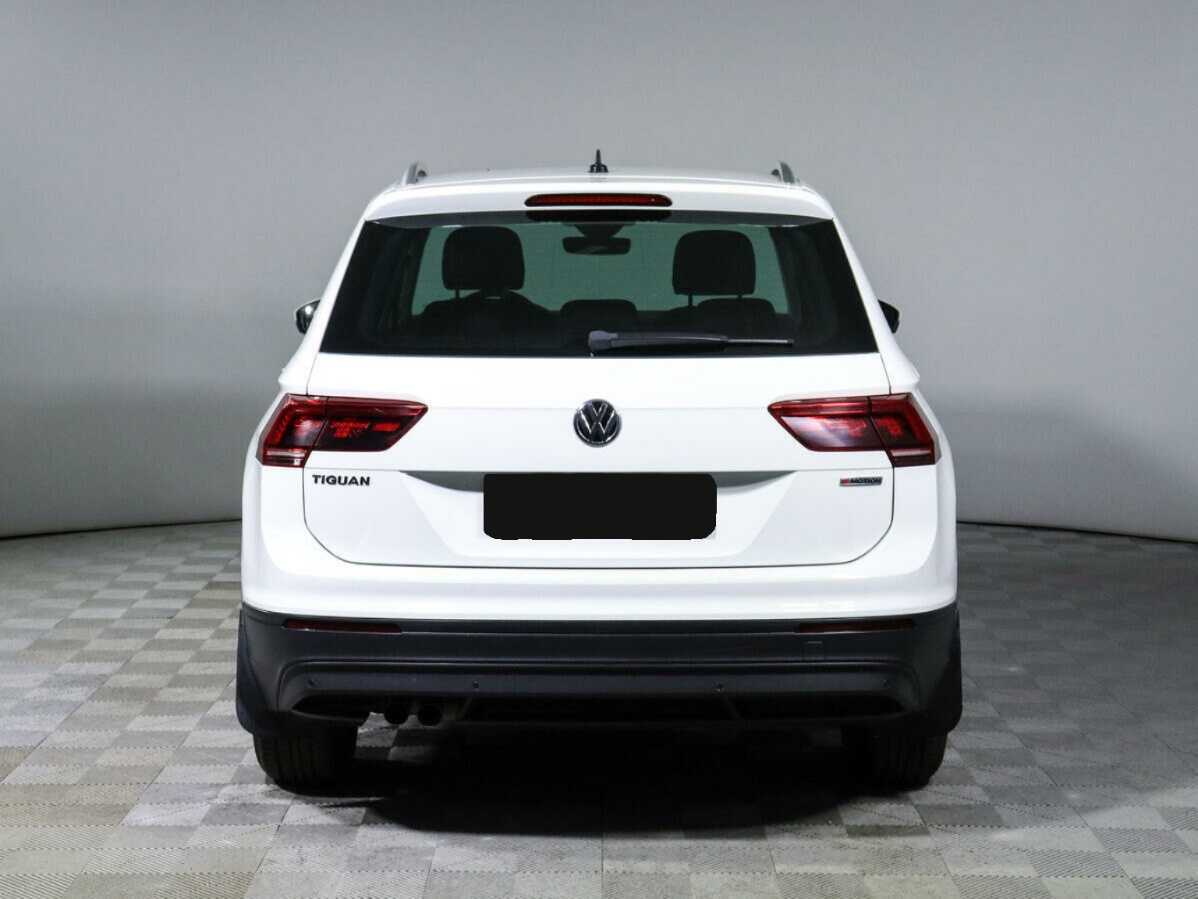 Купить Volkswagen Tiguan с пробегом. Фото: #5