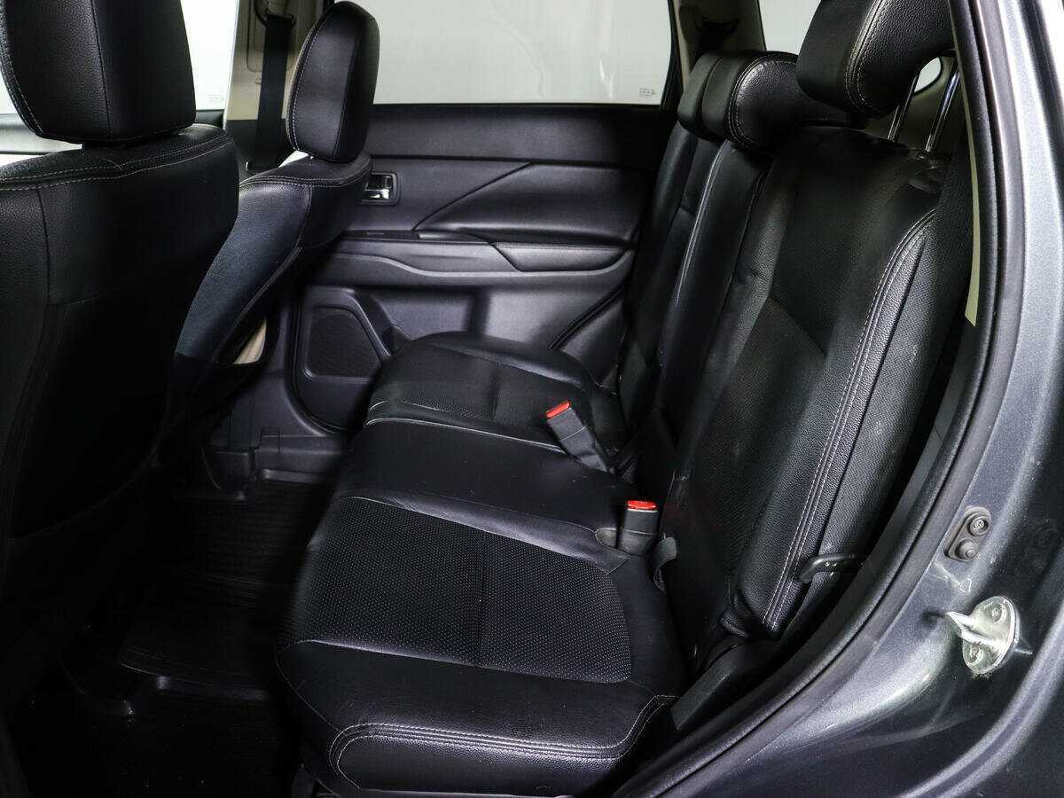 Продажа Б/У Митсубиши Оутлэндер. Фото: #7