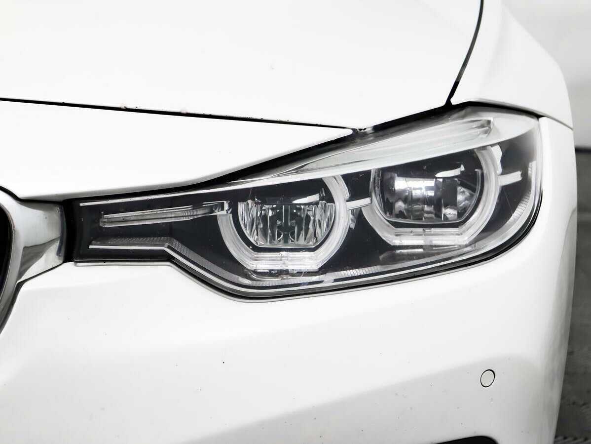 Купить BMW 3 серии с пробегом. Фото: #12