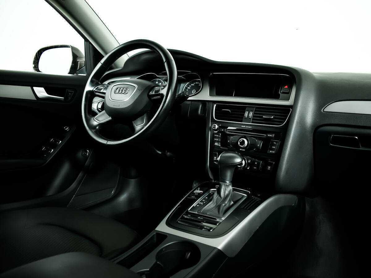 Купить Audi A4 с пробегом. Фото: #8