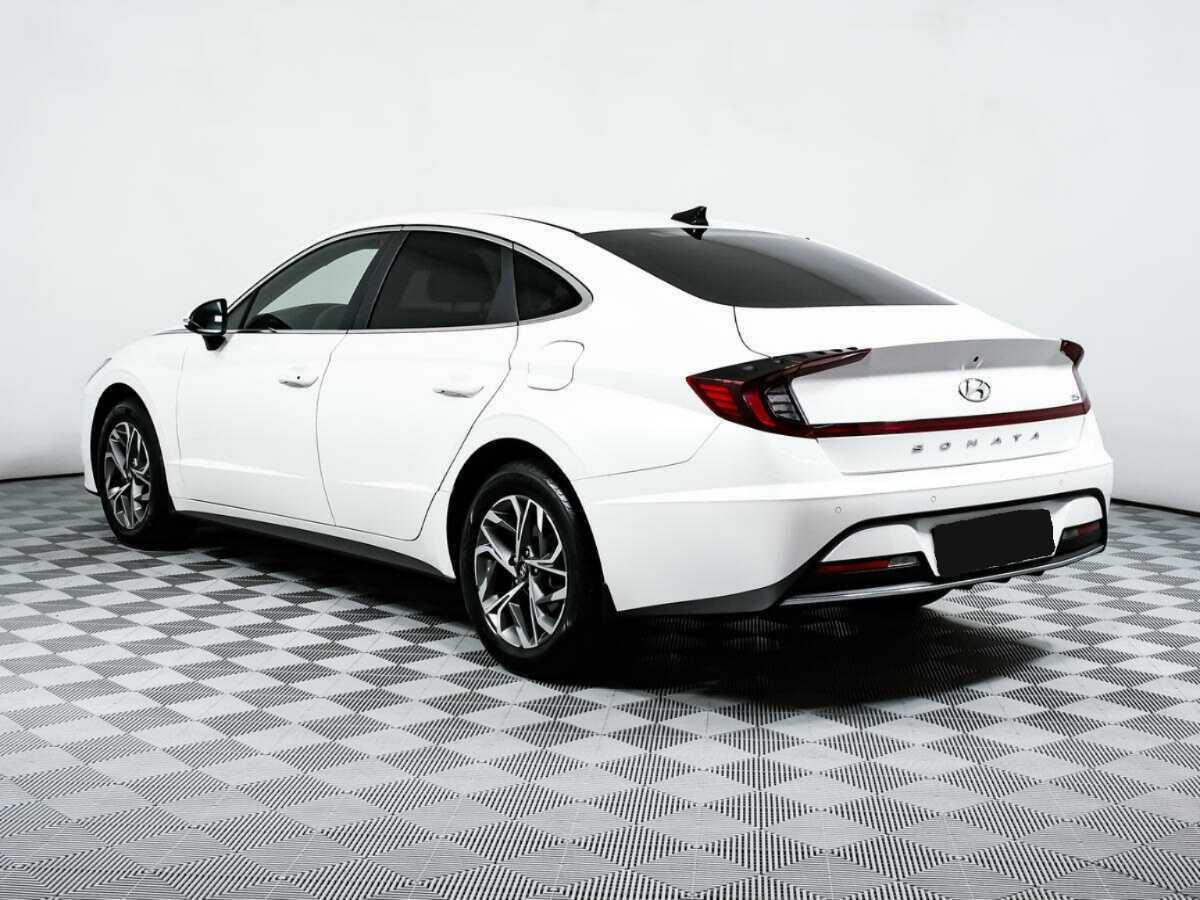 Купить Hyundai Sonata с пробегом. Фото: #6
