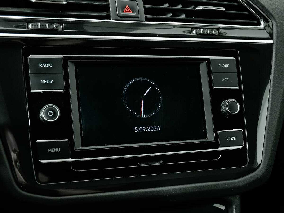 Купить Volkswagen Tiguan с пробегом. Фото: #15