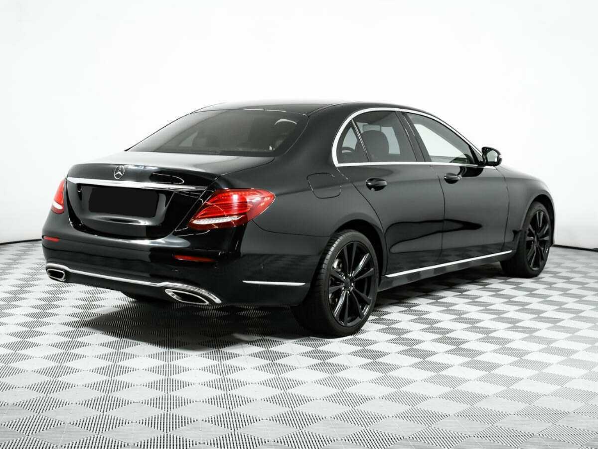 Купить Mercedes-Benz E-Класс с пробегом. Фото: #3