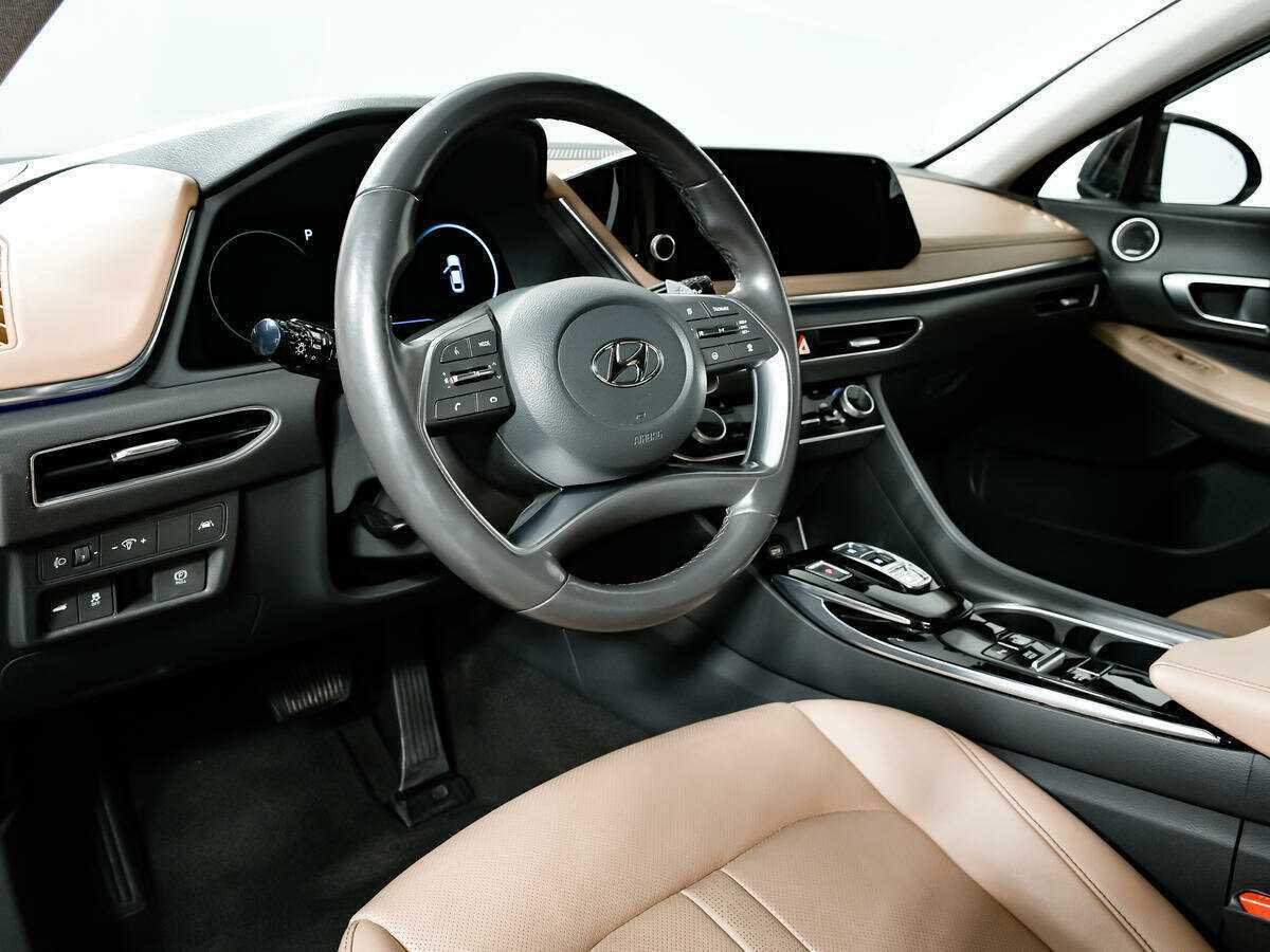 Купить Hyundai Sonata с пробегом. Фото: #12