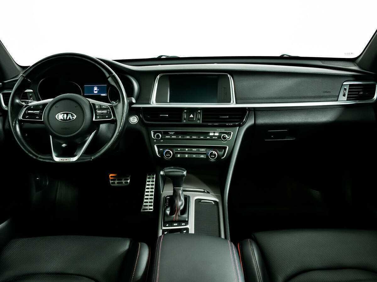 Купить Kia Optima с пробегом. Фото: #10