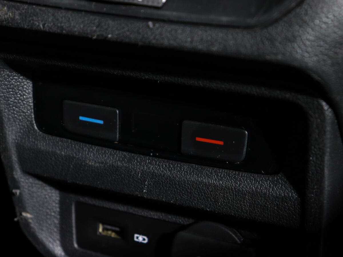 Купить Volkswagen Tiguan с пробегом. Фото: #13