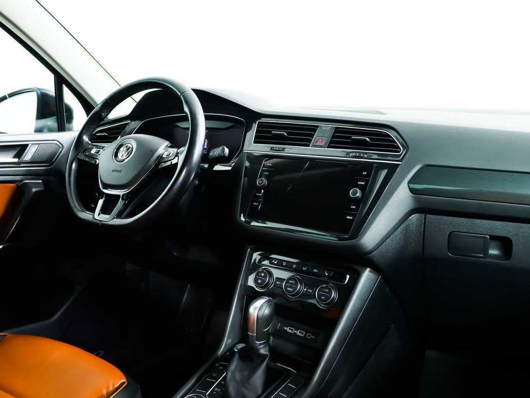 Купить Volkswagen Tiguan с пробегом. Фото: #8