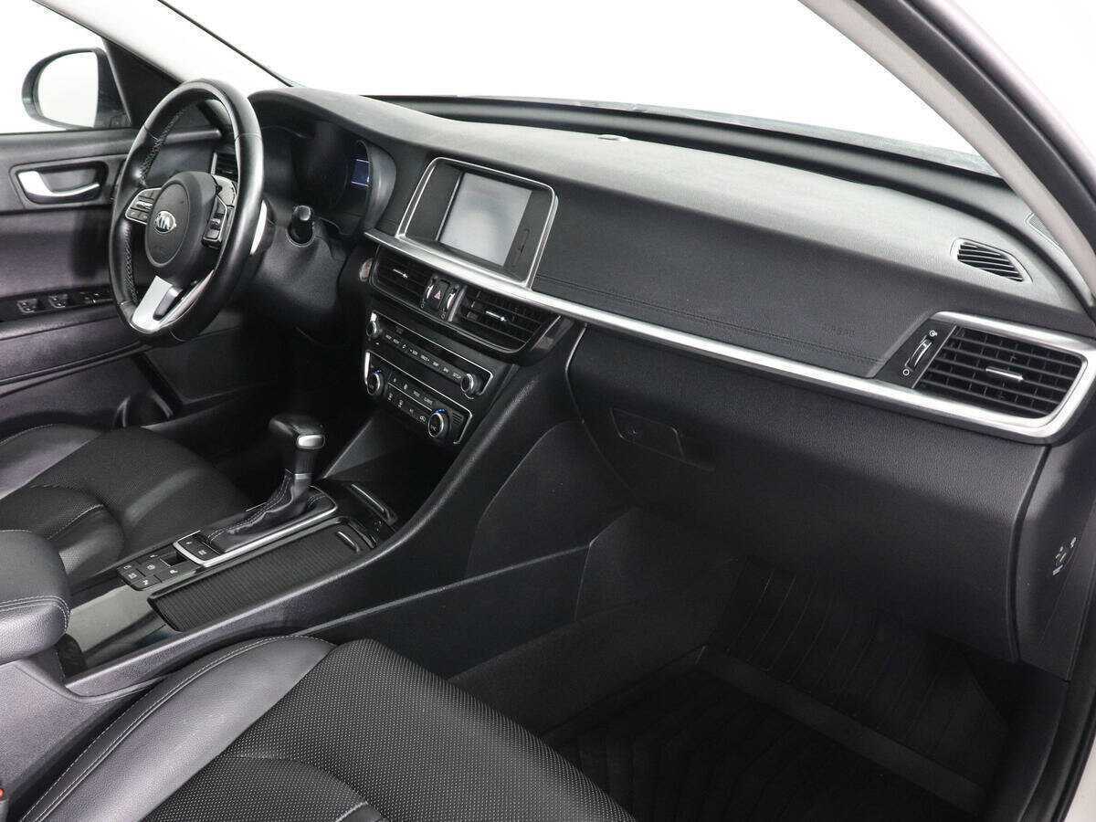 Купить Kia Optima с пробегом. Фото: #9