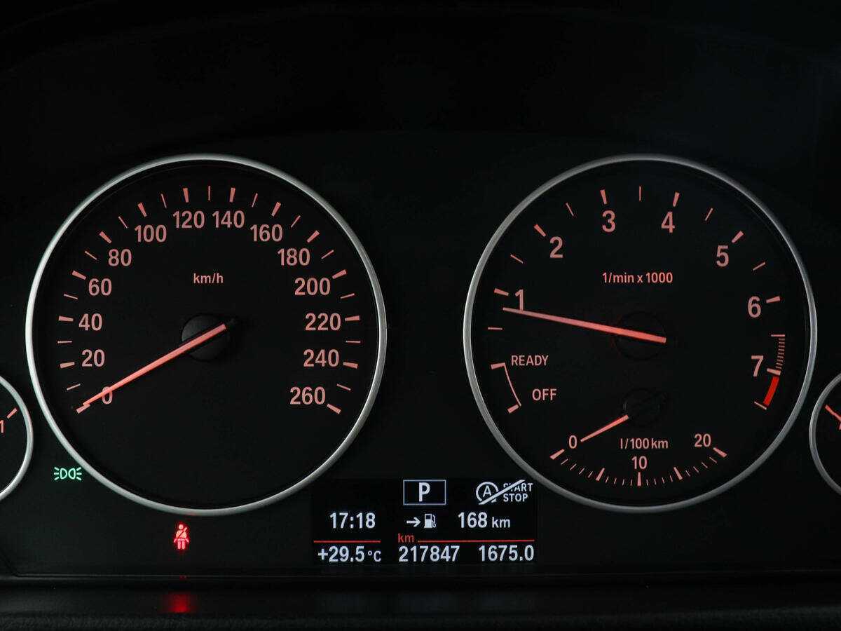 Купить BMW 3 серии с пробегом. Фото: #12