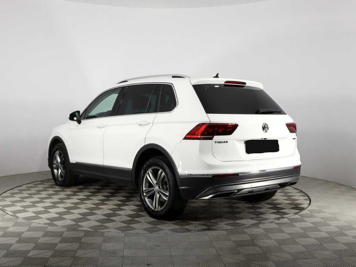 Купить Volkswagen Tiguan с пробегом. Фото: #4