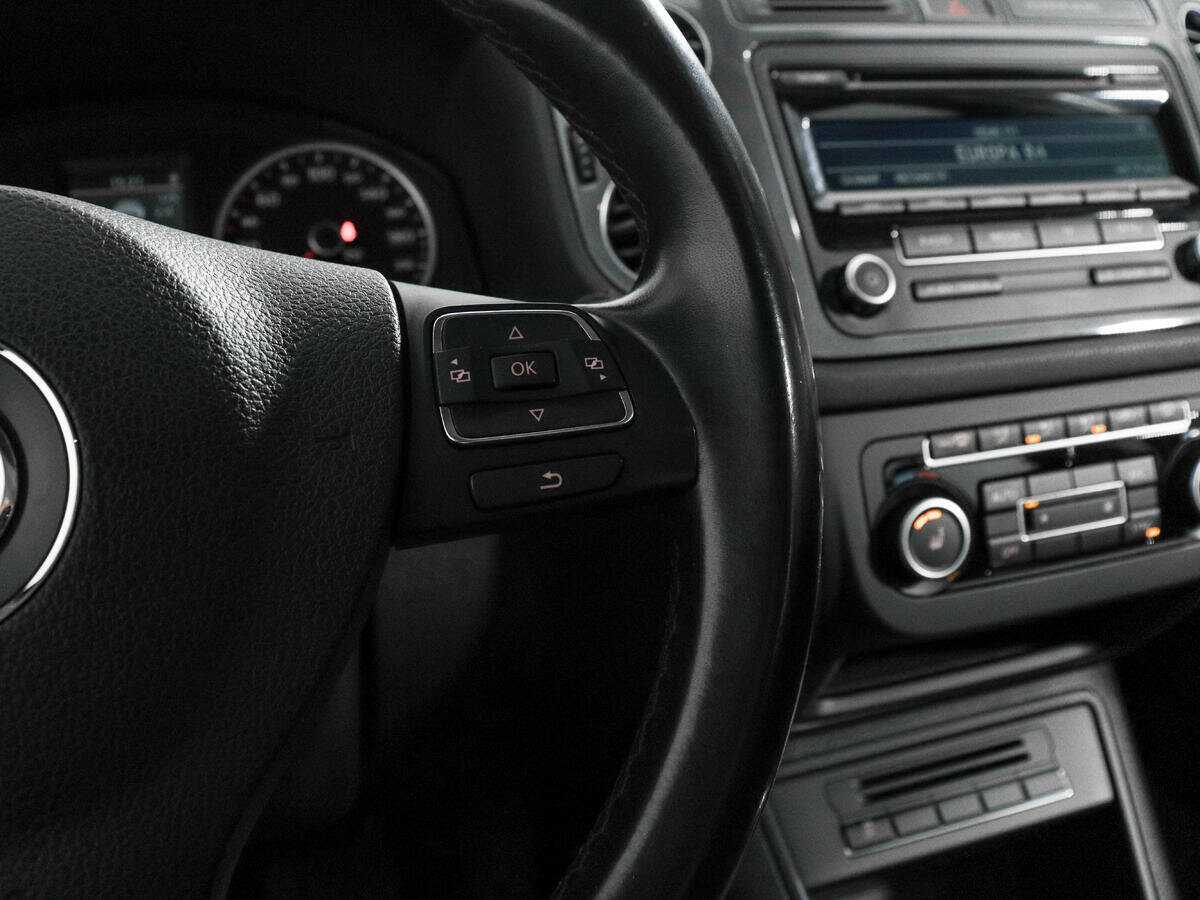 Купить Volkswagen Tiguan с пробегом. Фото: #13