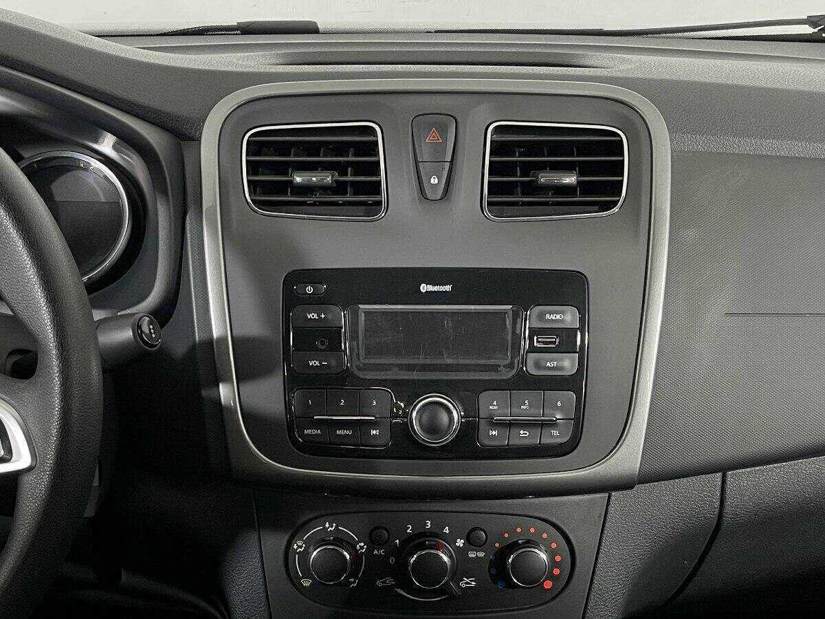 Продажа Б/У Рено Логан. Фото: #11